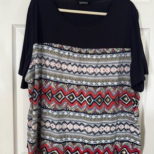 BloomChic Navy & Geometric print Relaxed Tee